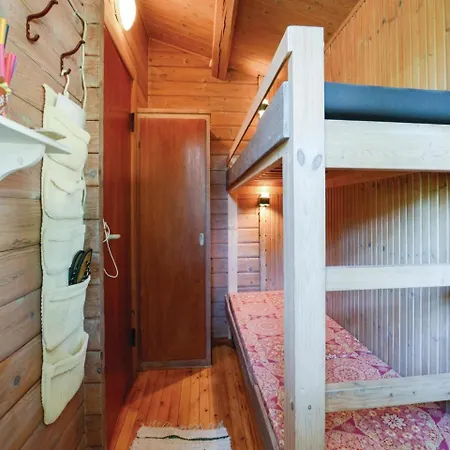 Dom wakacyjny Three-bedroom Holiday In