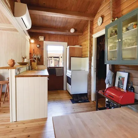 Dom wakacyjny Three-bedroom Holiday In Højby