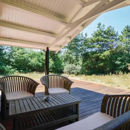 Three-bedroom Holiday In Højby